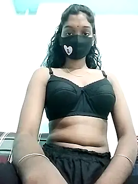 Snapshot of Tushi-10 chatting on 12/14/25, 09:41 Tushi-10 online show from 12/14/25, 09:41