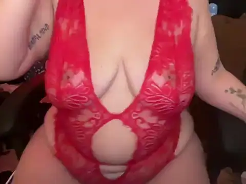 Snapshot of sleepyangel222 chatting on 10/27/25, 09:41 sleepyangel222 online show from 10/27/25, 09:41