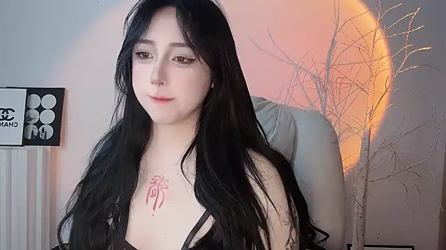 Snapshot of Love-hanzaizai718 chatting on 11/13/25, 07:46 Love-hanzaizai718 online show from 11/13/25, 07:46