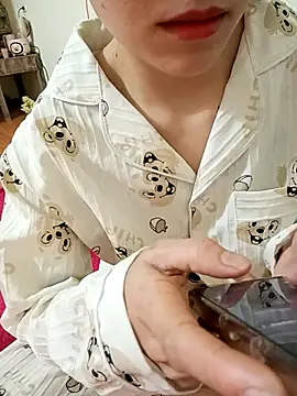 Cherry Le02 online show from 01/11/26, 05:18