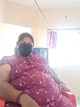 Snapshot of sreemamitha9 chatting on 12/18/25, 06:41 sreemamitha9 online show from 12/18/25, 06:41