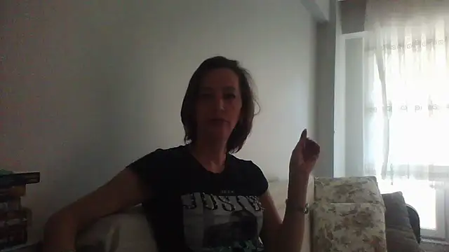 ArianaStarr online show from 10/29/25, 08:16