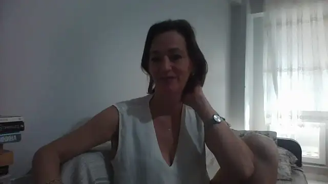 ArianaStarr online show from 11/03/25, 06:47