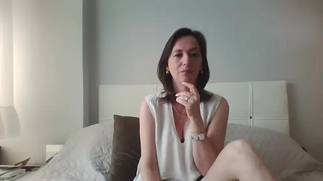 ArianaStarr online show from 04/21/26, 07:14