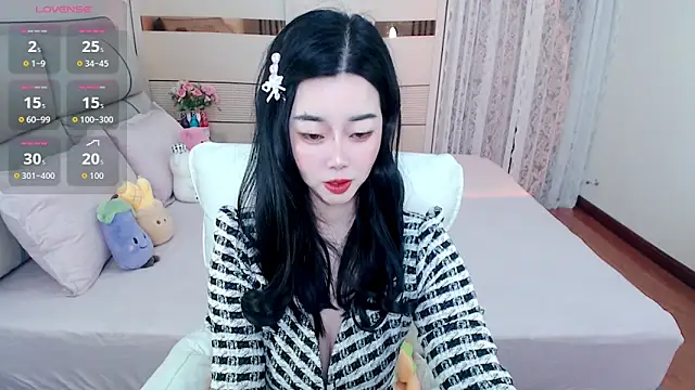 Xiaodie-baby online show from 12/15/25, 03:00