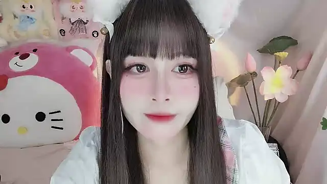 Snapshot of -zhuzhu-999- chatting on 12/03/25, 09:13 -zhuzhu-999- online show from 12/03/25, 09:13