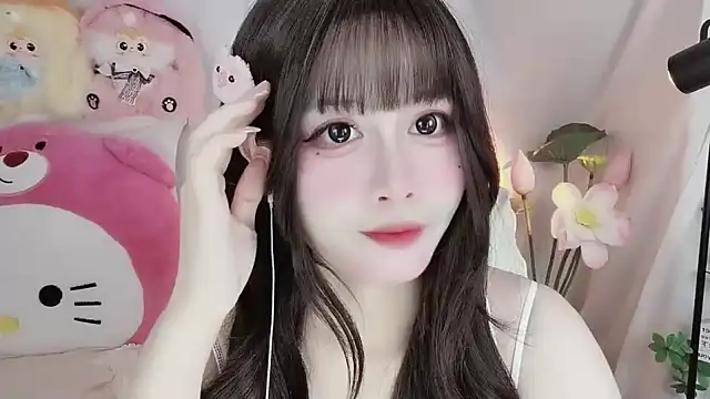 Snapshot of -zhuzhu-999- chatting on 12/21/25, 07:32 -zhuzhu-999- online show from 12/21/25, 07:32