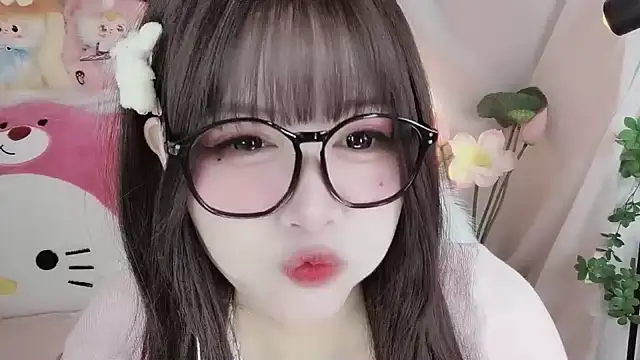 Snapshot of -zhuzhu-999- chatting on 01/11/26, 09:42 -zhuzhu-999- online show from 01/11/26, 09:42