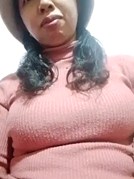 TRIEUTRIEU20 online show from 02/02/26, 10:58