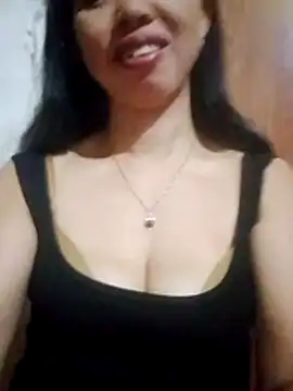 TRIEUTRIEU20 online show from 05/04/26, 02:51
