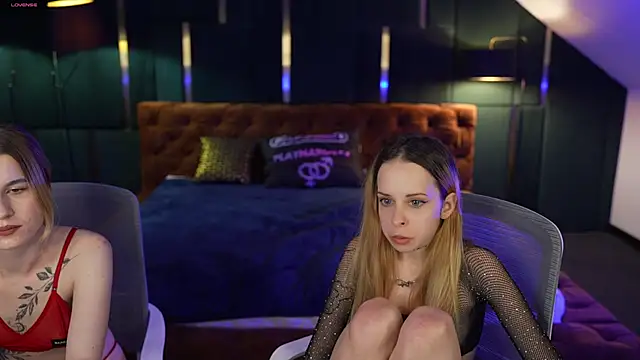 Lila Anderson online show from 12/04/25, 10:18