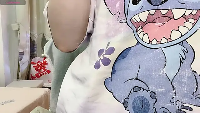 anna-888- online show from 10/23/25, 04:06