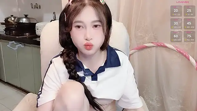 anna-888- online show from 11/11/25, 09:59