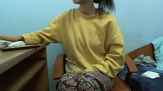 andreea713 online show from 03/21/26, 07:06