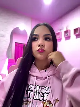 amber white15 online show from 01/09/26, 02:47