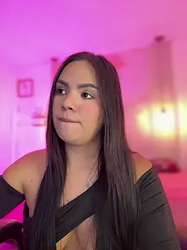 amber white15 online show from 02/25/26, 03:27