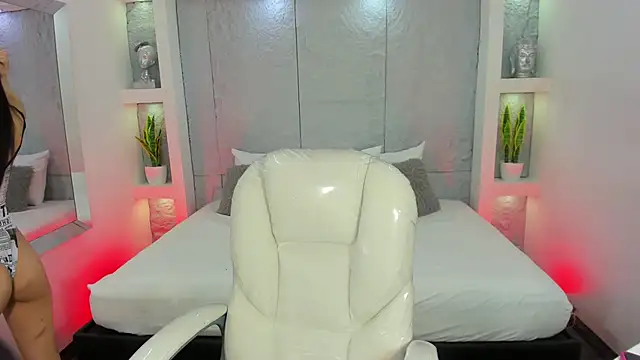 AmyColman  online show from 12/02/25, 11:37