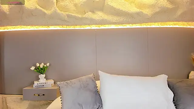 AmyColman  online show from 02/21/26, 12:17