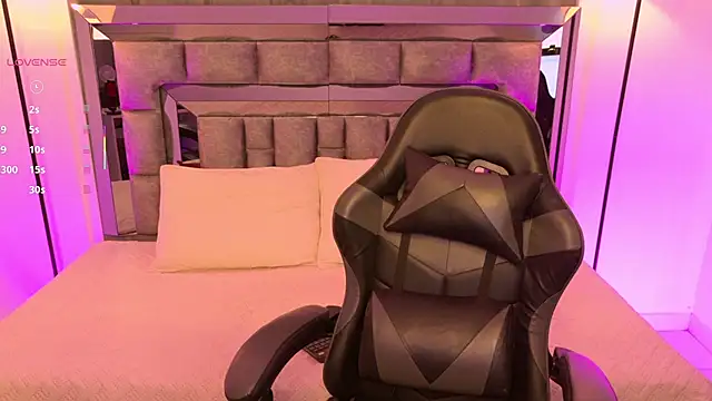 Bella Clark2 online show from 01/08/26, 12:51