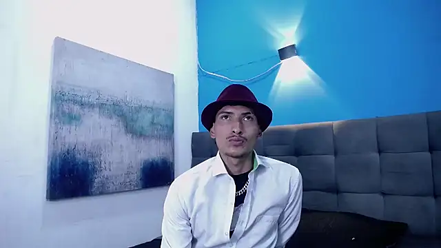 SavageLover  online show from 01/06/26, 08:34