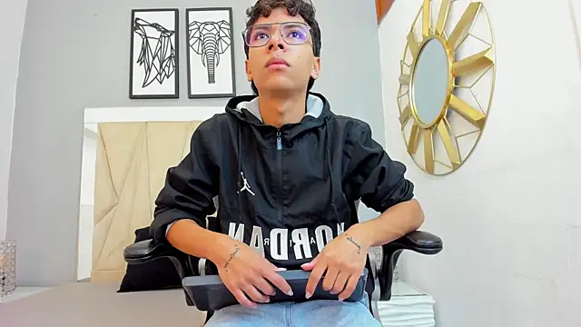 adams bobby online show from 12/19/25, 11:28