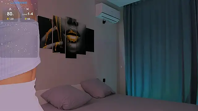 Kandeess online show from 12/04/25, 02:37