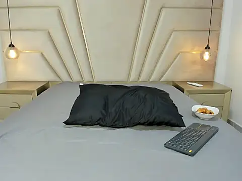 MaroxCute online show from 10/30/25, 11:33