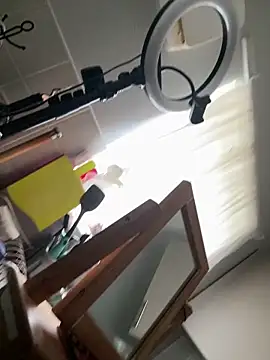 Snapshot of BubblesLovexox chatting on 03/01/26, 12:51 BubblesLovexox online show from 03/01/26, 12:51