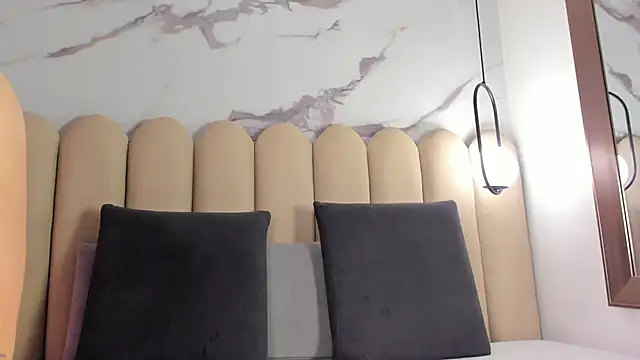 Vittoria  rossi online show from 12/05/25, 01:09