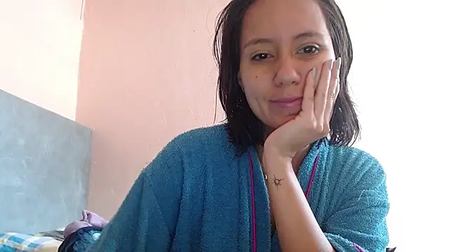 LunaaMorena online show from 04/10/26, 02:11