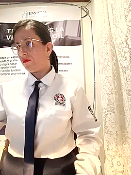 Valentina--1 online show from 04/06/26, 10:05