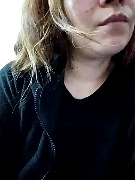 dulcessecretos online show from 12/15/25, 11:42