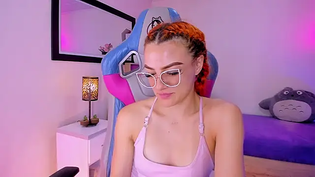 celeste blazze  online show from 02/18/26, 04:14