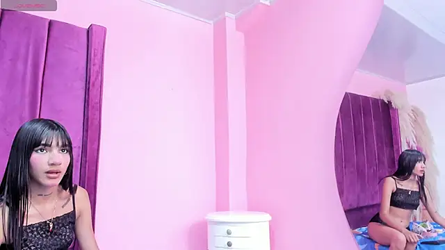 foxyhillx online show from 12/15/25, 05:50