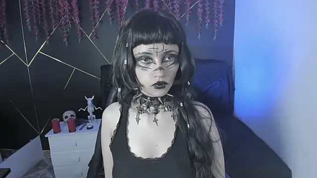 Yueeclipsa online show from 10/31/25, 03:29