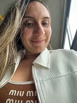 sarah honey   online show from 11/20/25, 03:34