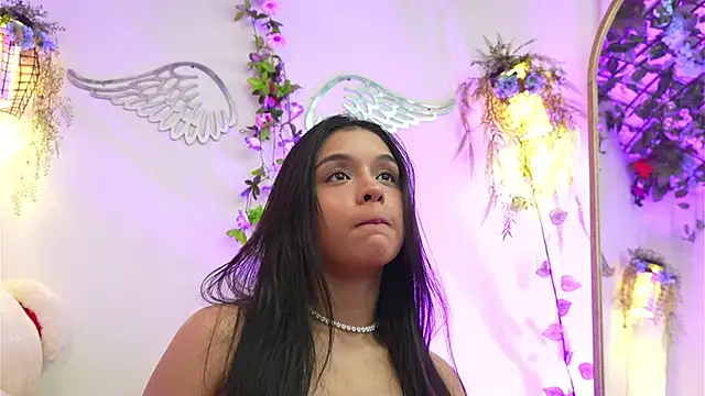 Snapshot of ISA_NIXON chatting on 11/28/25, 11:07 ISA NIXON online show from 11/28/25, 11:07