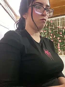 Kloe Novoa online show from 12/13/25, 07:53