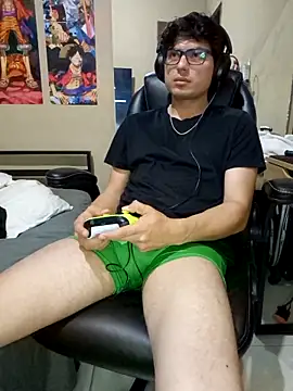 Ais B10 online show from 03/19/26, 05:00