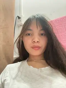 Snapshot of Tina_x chatting on 12/03/25, 03:21 Tina x online show from 12/03/25, 03:21