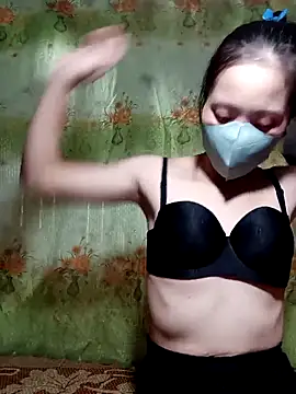 Snapshot of ezabel- chatting on 10/26/25, 04:29 ezabel- online show from 10/26/25, 04:29