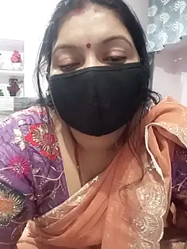 Snapshot of Best_couple2001 chatting on 11/17/25, 03:07 Best couple2001 online show from 11/17/25, 03:07