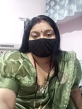 Snapshot of Best_couple2001 chatting on 11/26/25, 03:13 Best couple2001 online show from 11/26/25, 03:13