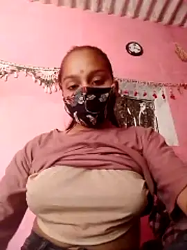 Snapshot of Poonam12A chatting on 12/15/25, 05:55 Poonam12A online show from 12/15/25, 05:55