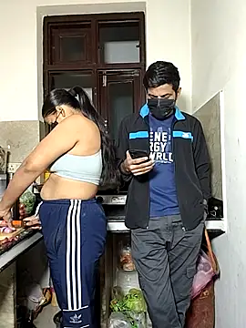 Heena-143 online show from 12/17/25, 02:34