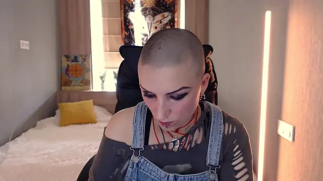 Snapshot of Sweet-n-Strong chatting on 07/03/26, 11:05 Sweet-n-Strong online show from 07/03/26, 11:05