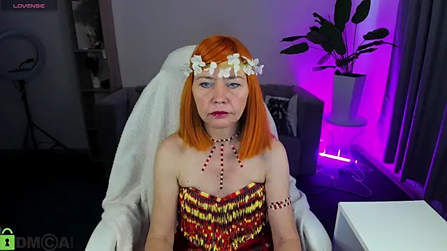 Carla Vogue online show from 02/21/26, 11:11