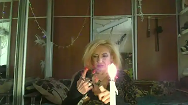 LilaniLoverx online show from 02/15/26, 07:51