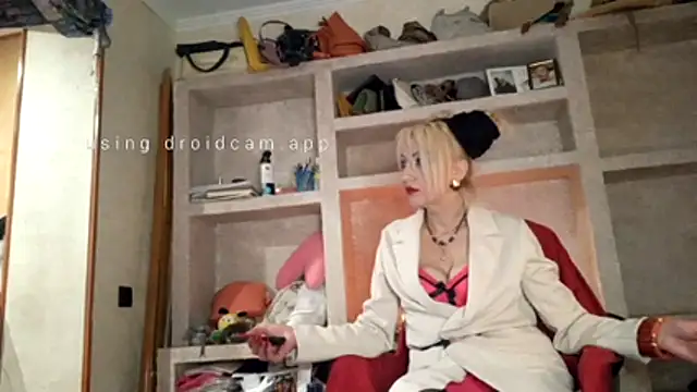 LilaniLoverx online show from 04/15/26, 07:21