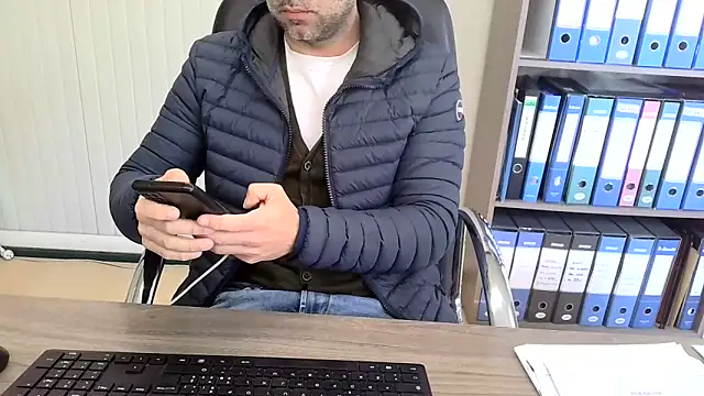 Evasionee online show from 03/25/26, 08:09